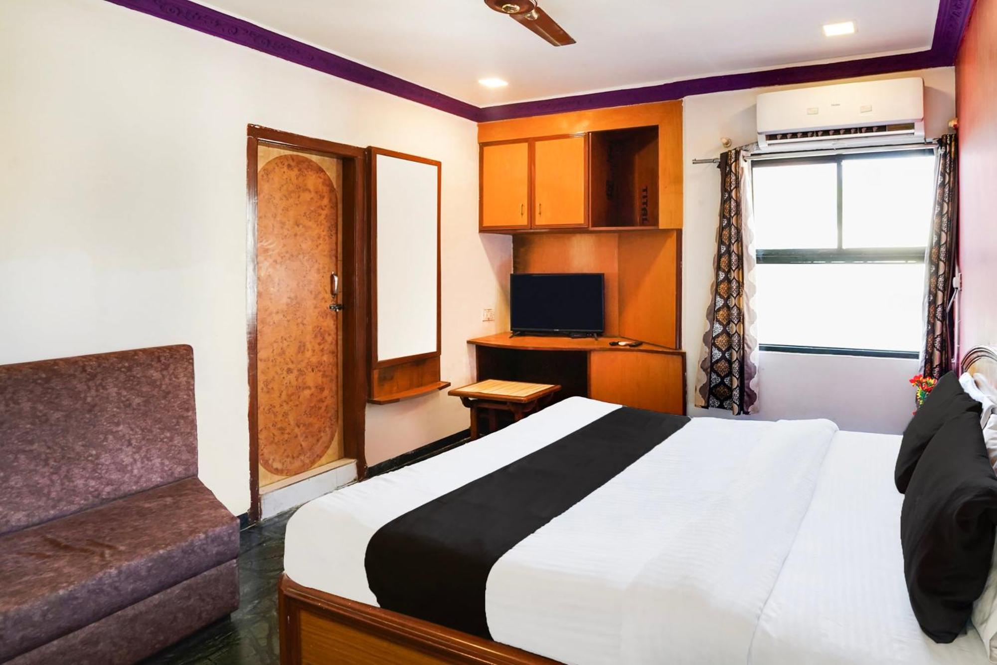 Hotel O Bridge Ahmedabad Extérieur photo
