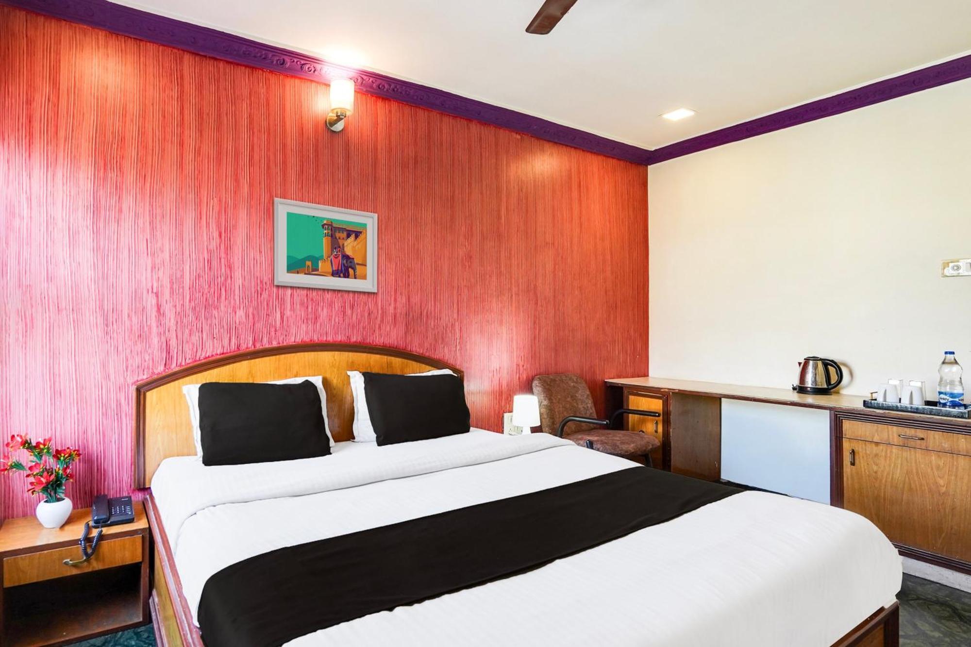 Hotel O Bridge Ahmedabad Extérieur photo