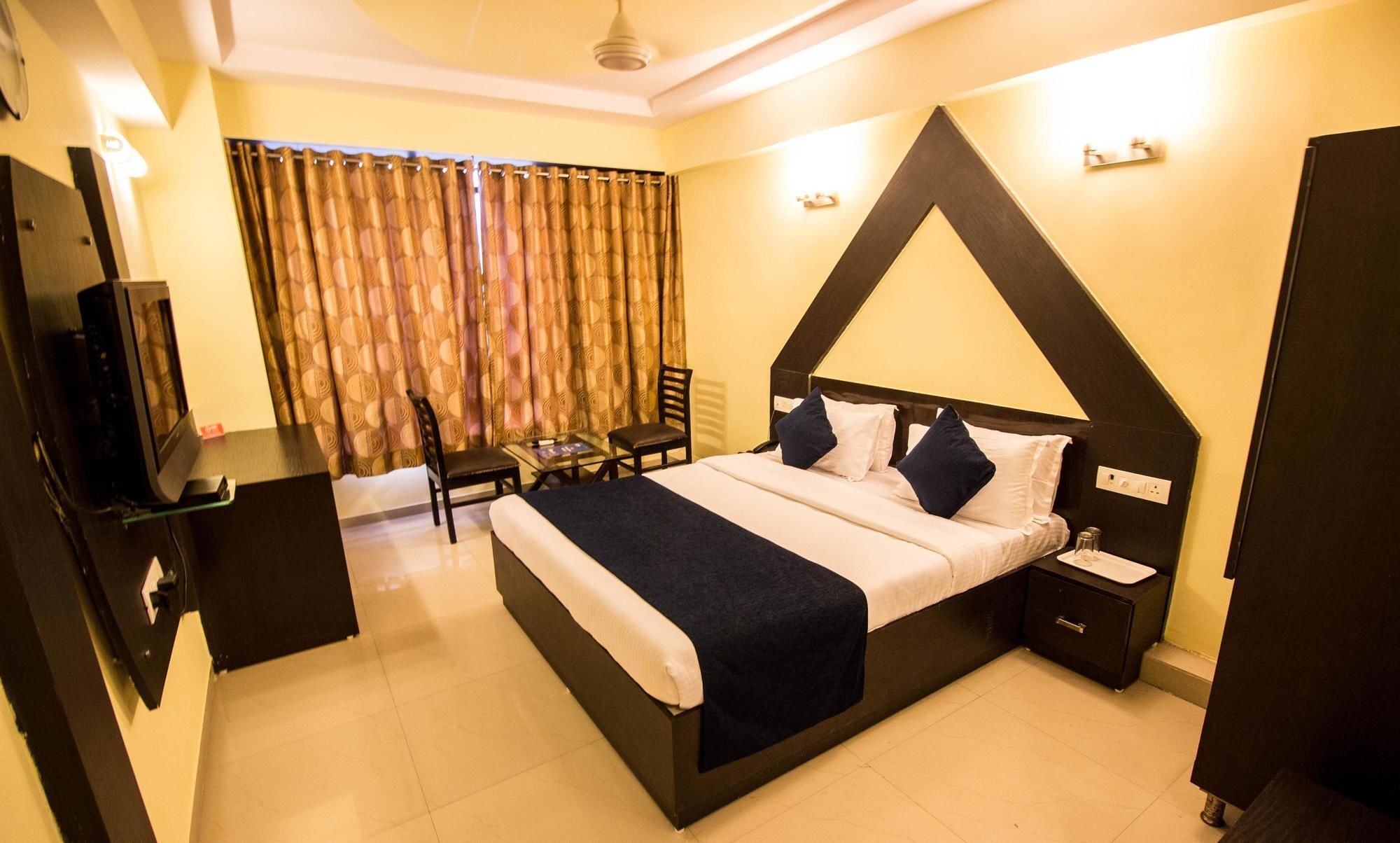 Hotel O Bridge Ahmedabad Extérieur photo